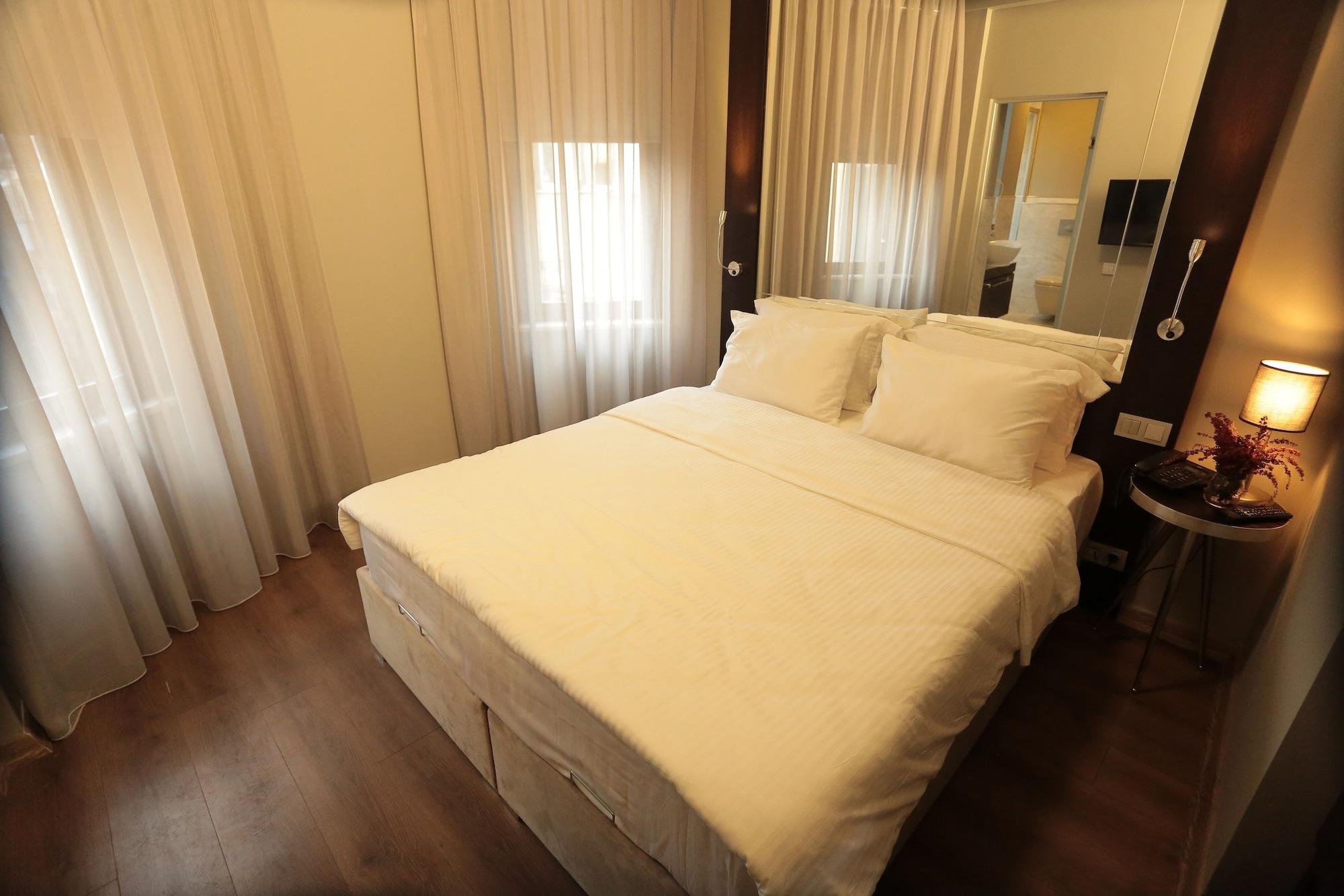 Ferman Pera Hotel Istanbul Eksteriør billede