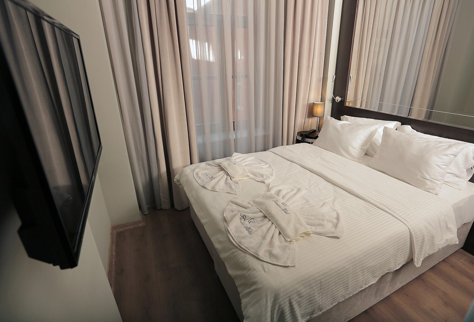 Ferman Pera Hotel Istanbul Eksteriør billede