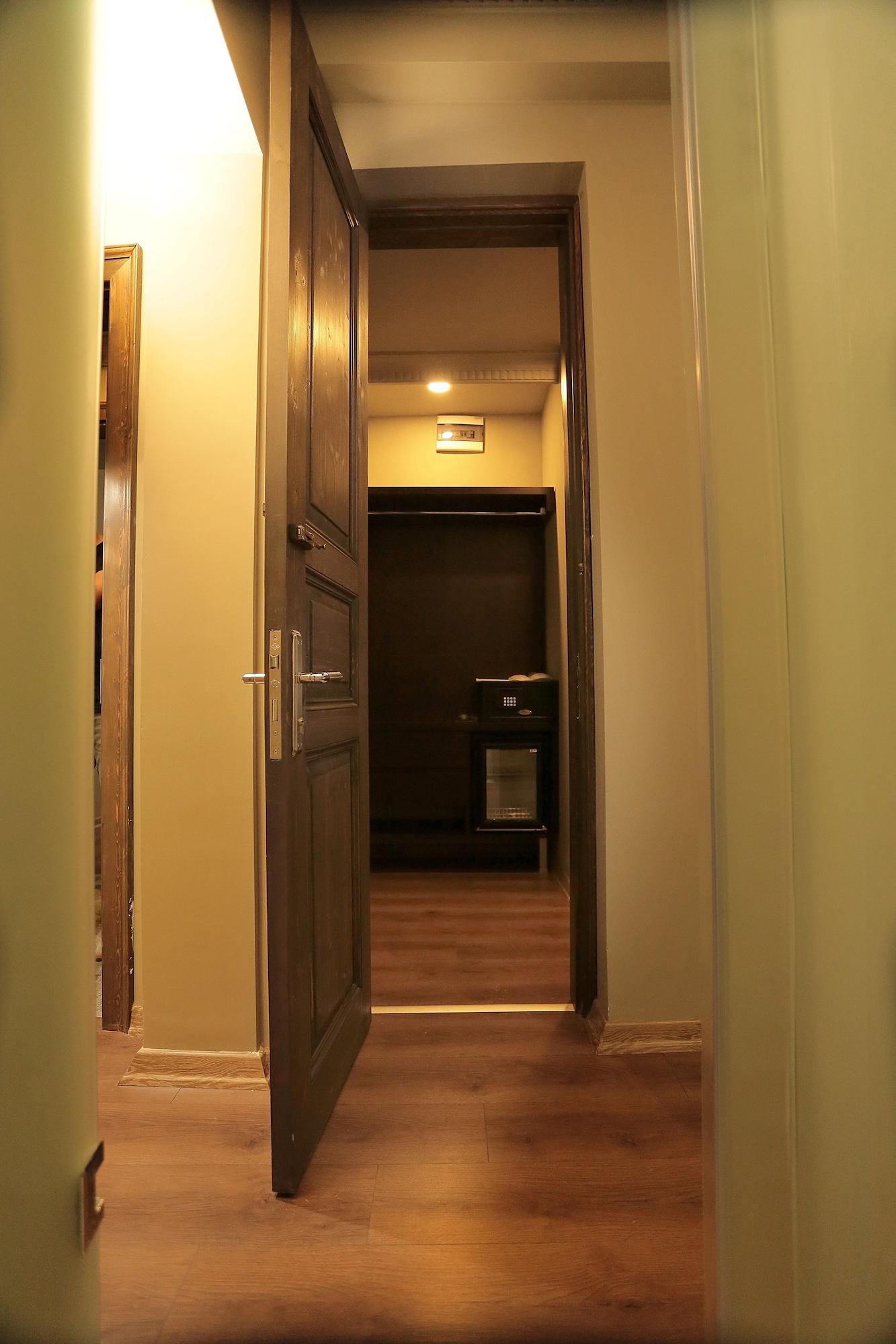Ferman Pera Hotel Istanbul Eksteriør billede