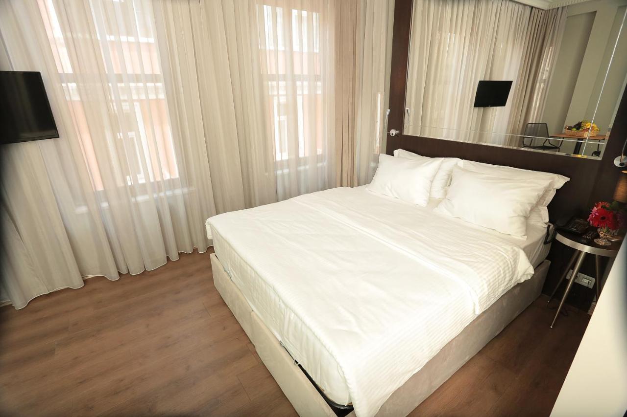 Ferman Pera Hotel Istanbul Eksteriør billede