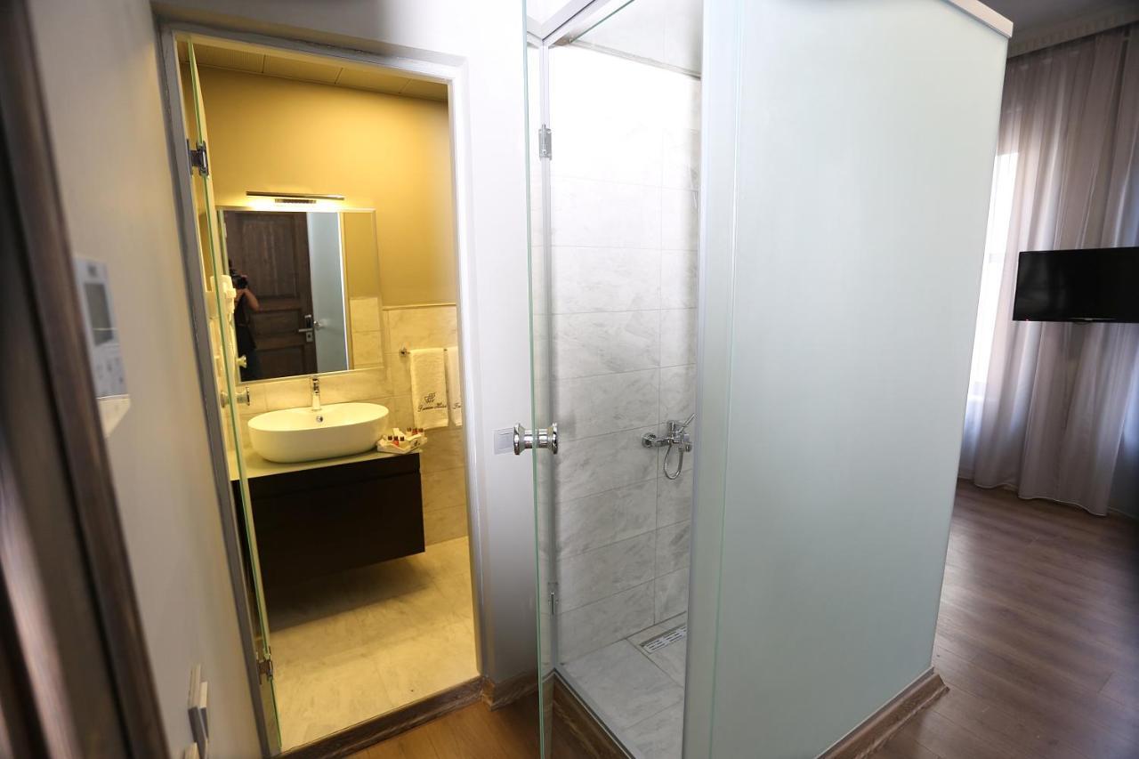 Ferman Pera Hotel Istanbul Eksteriør billede